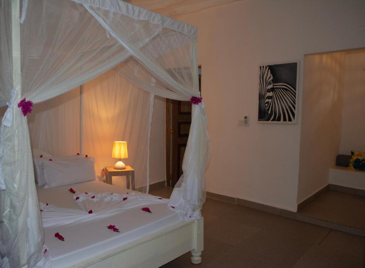 Bahati Villa キウェンワ エクステリア 写真
