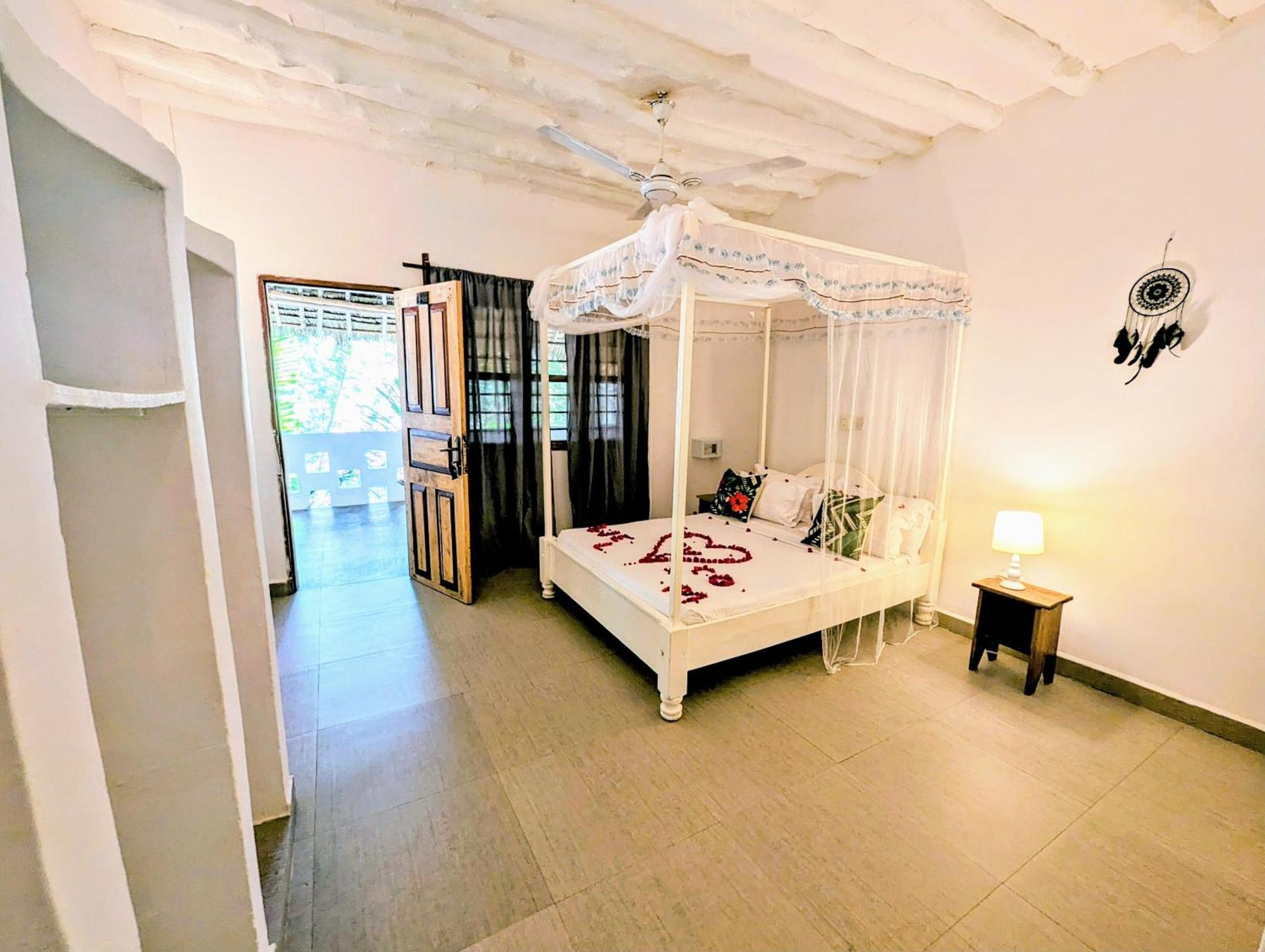 Bahati Villa キウェンワ エクステリア 写真