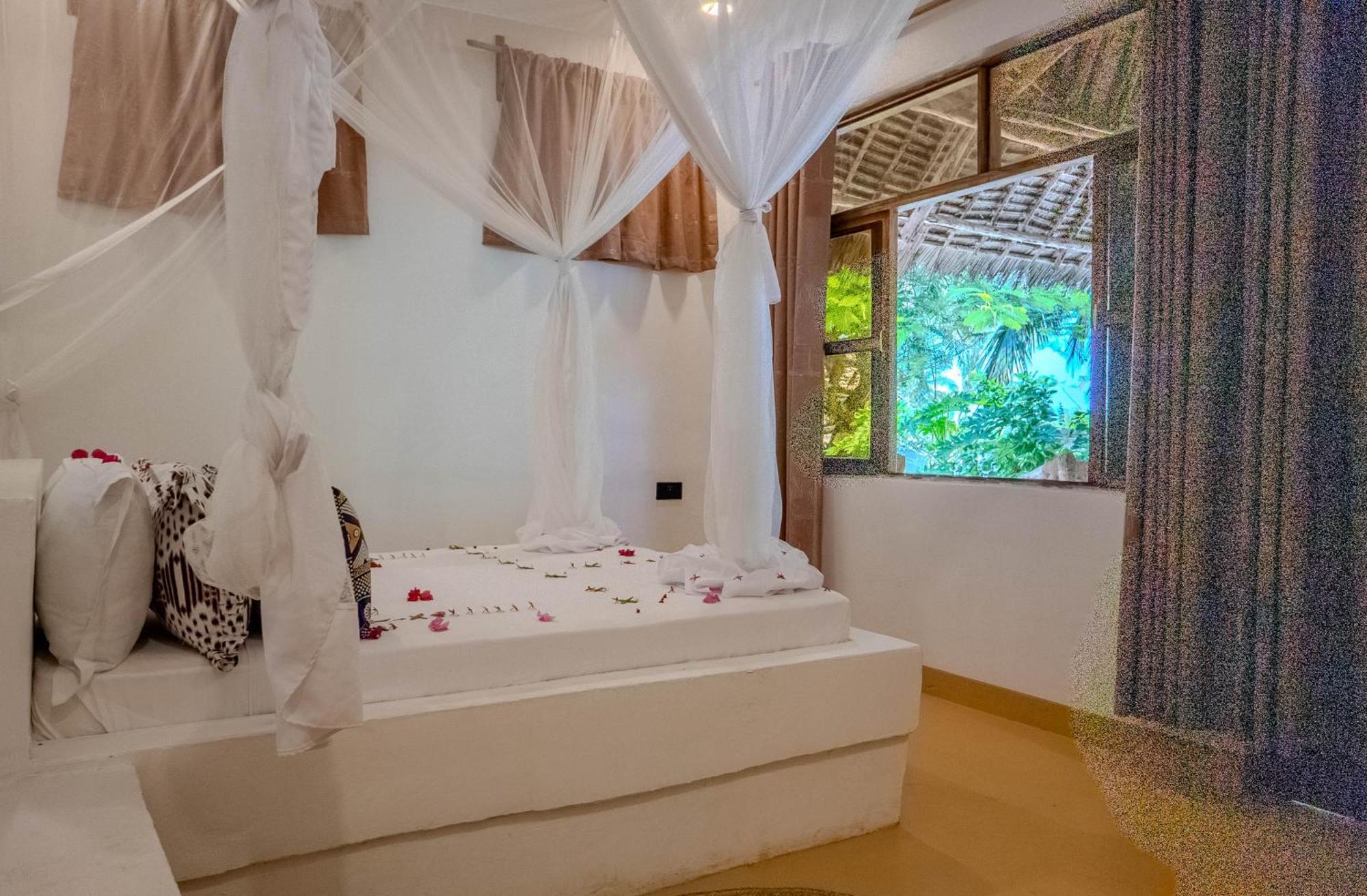 Bahati Villa キウェンワ エクステリア 写真