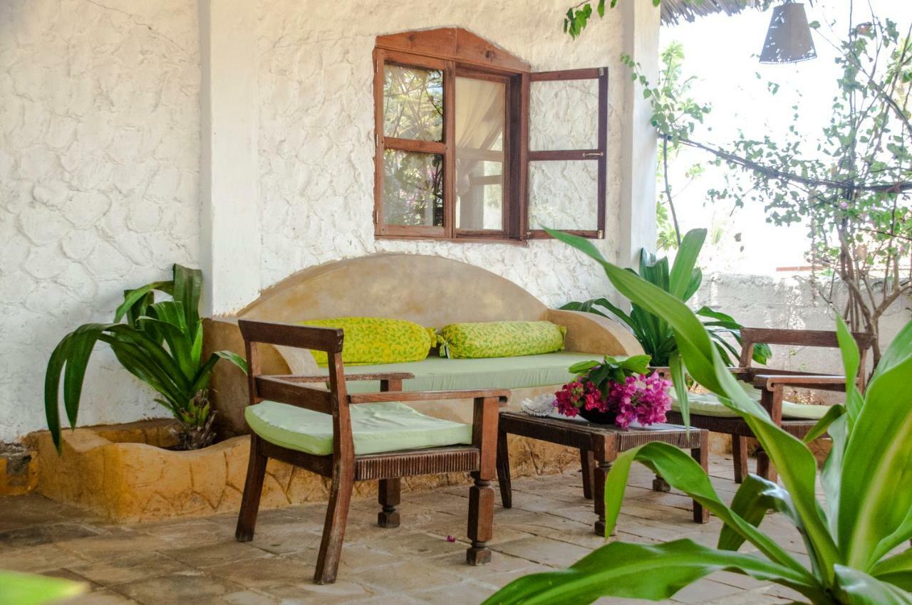 Bahati Villa キウェンワ エクステリア 写真
